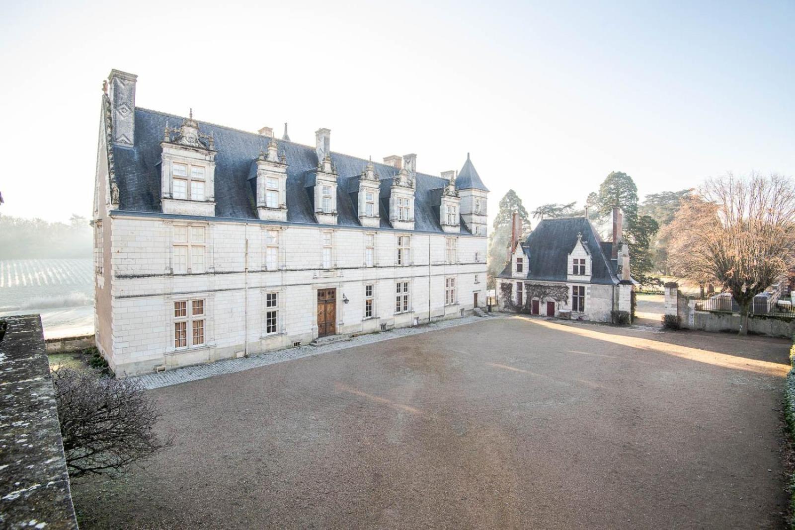 16Th Century Hunting Lodge - Chateau De Nitray Athee-sur-Cher Exterior photo